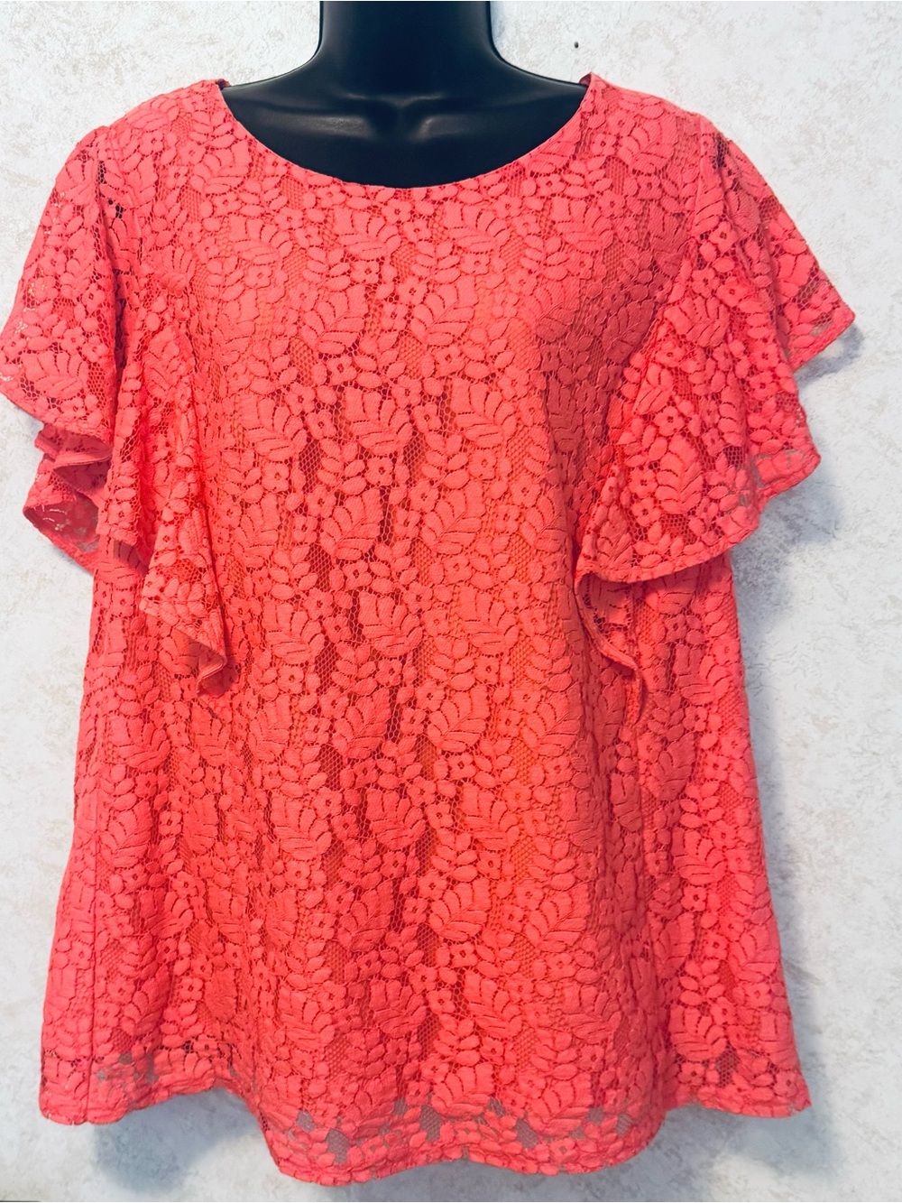 Merona Women's XXL Runs Small Lace Blouse Flutter Short Sleeve Round Neck Coral